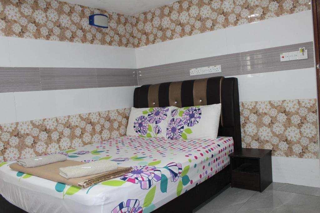 Ark Hotel